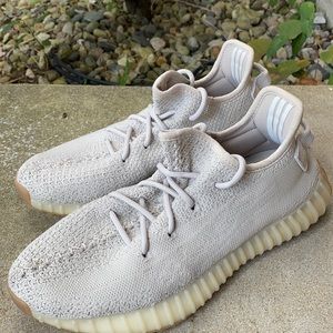 Adidas Yeezy’s tennis shoe
